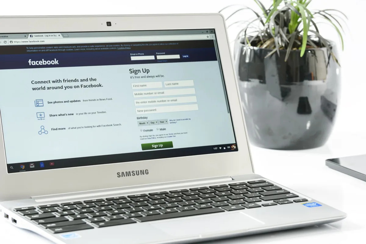 GoDaddy login